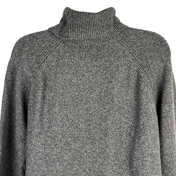 Tahari Womens Gray Turtleneck Tunic Sweater Size M Polyester Spandex Blend NWOT - Picture 7 of 14